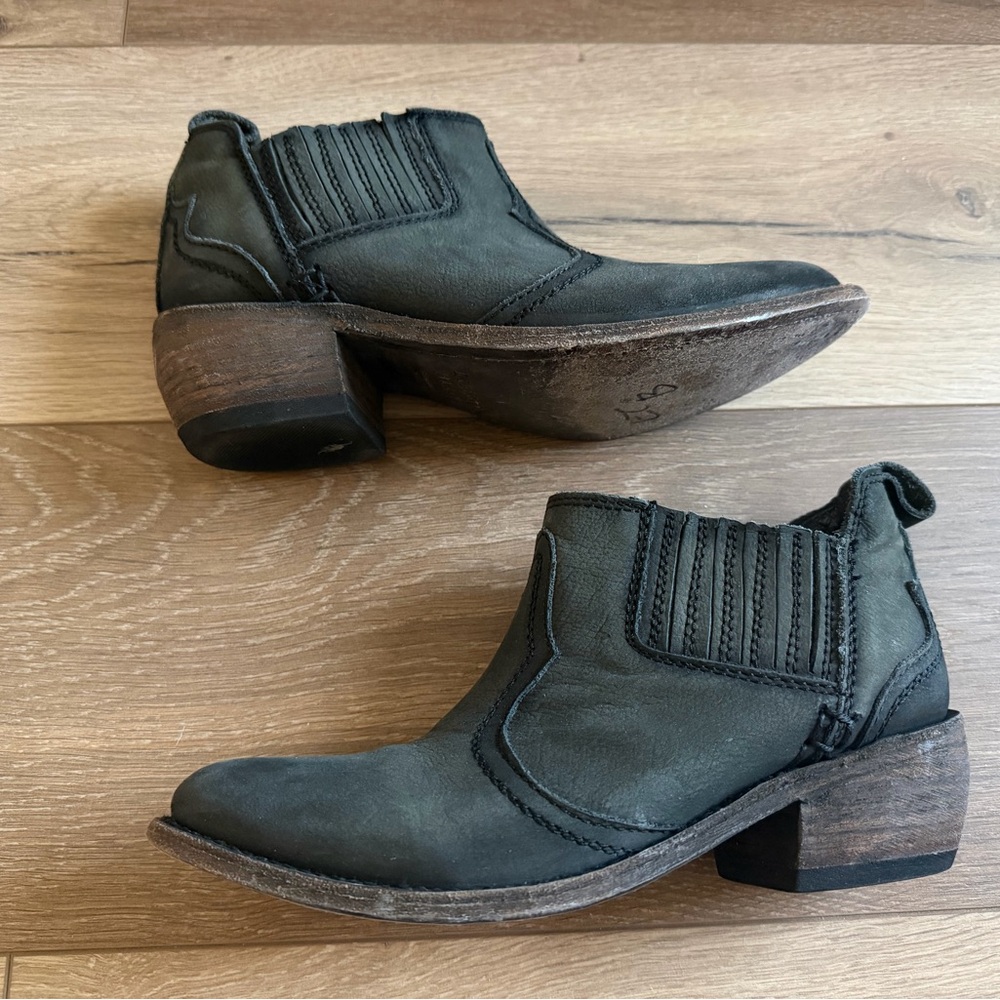 Liberty Black Women's Moneta Leather Ankle Western Booties Black Gray Size 7